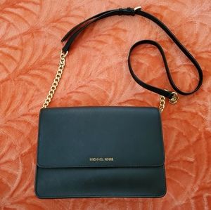 Michael Kors Daniela Large leather crossbody